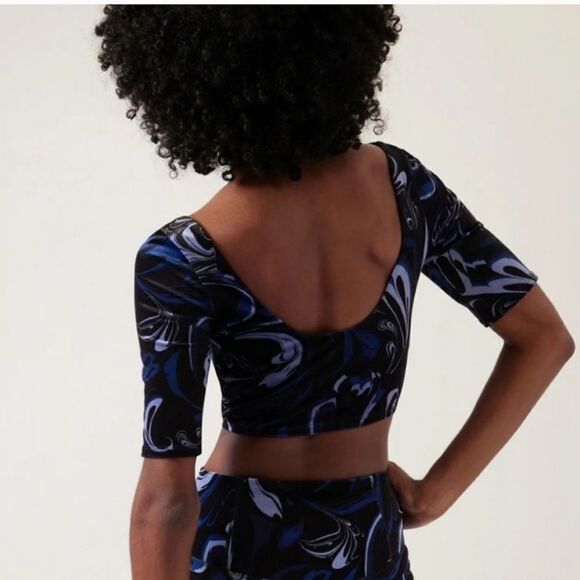 ATHLETA Exhilarate Velvet Crop A-C, Size Extra Large,  NWT - Picture 2 of 10